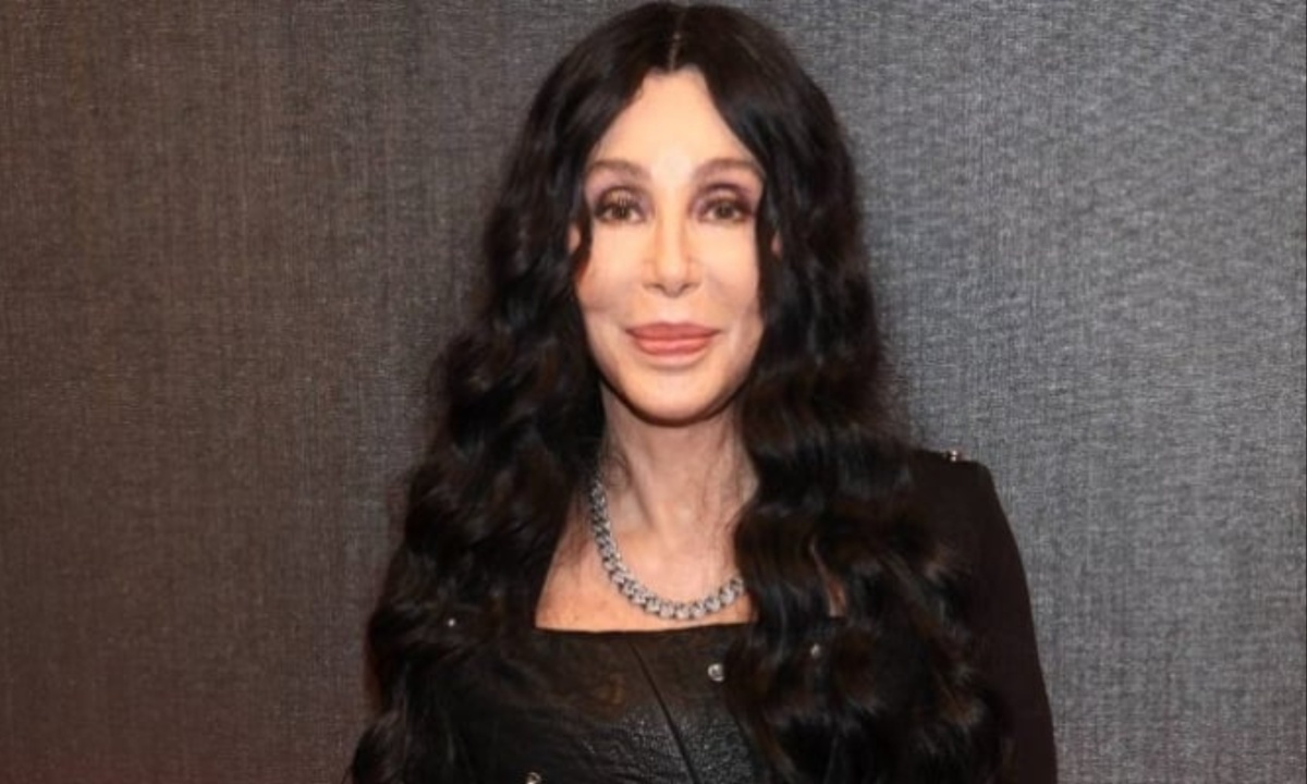 Cher Details Unsettling Encounters with Phil Spector in Memoir, Revealing Dark Moments from Her Past